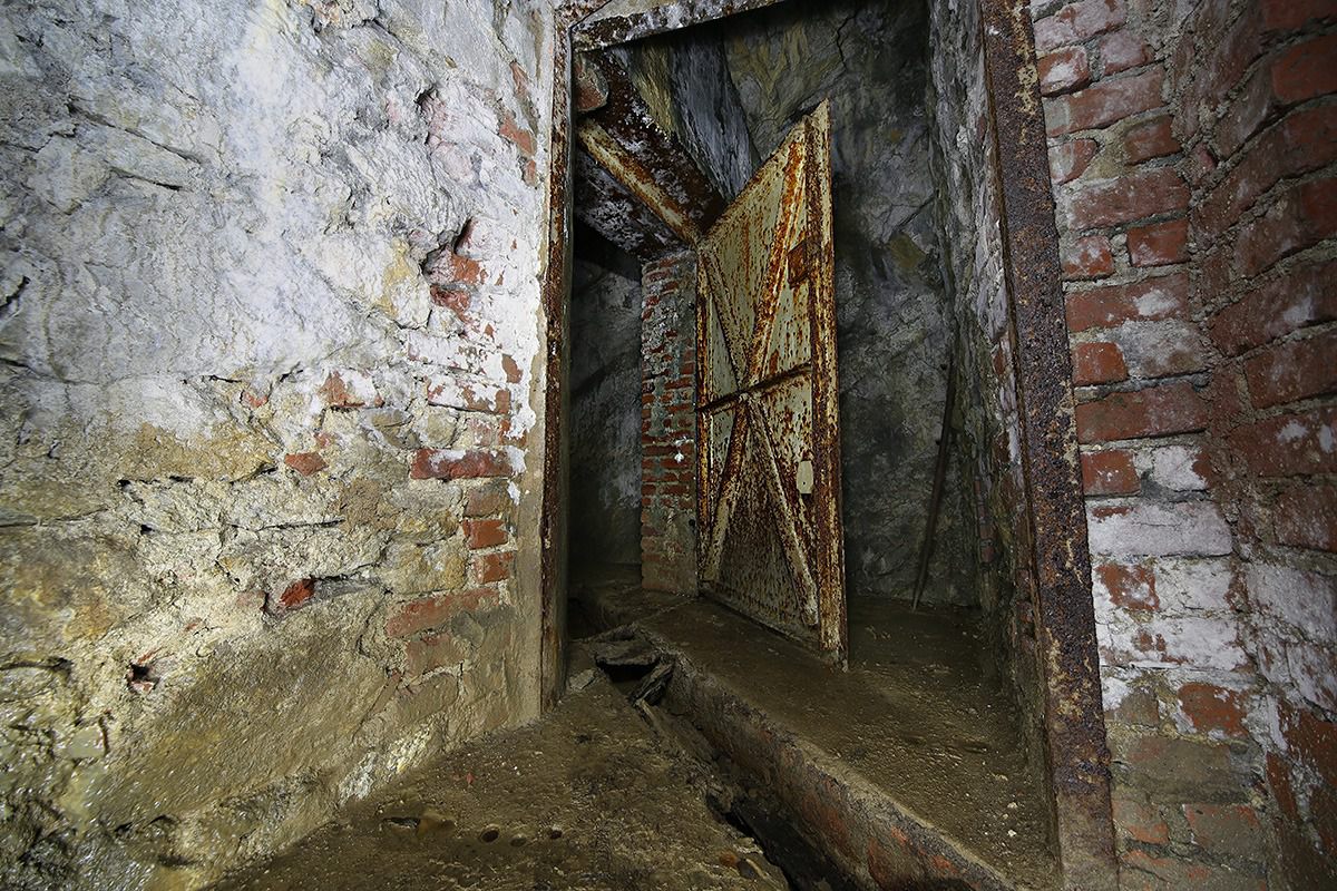 steinbruch werksluftschutzstollen 12