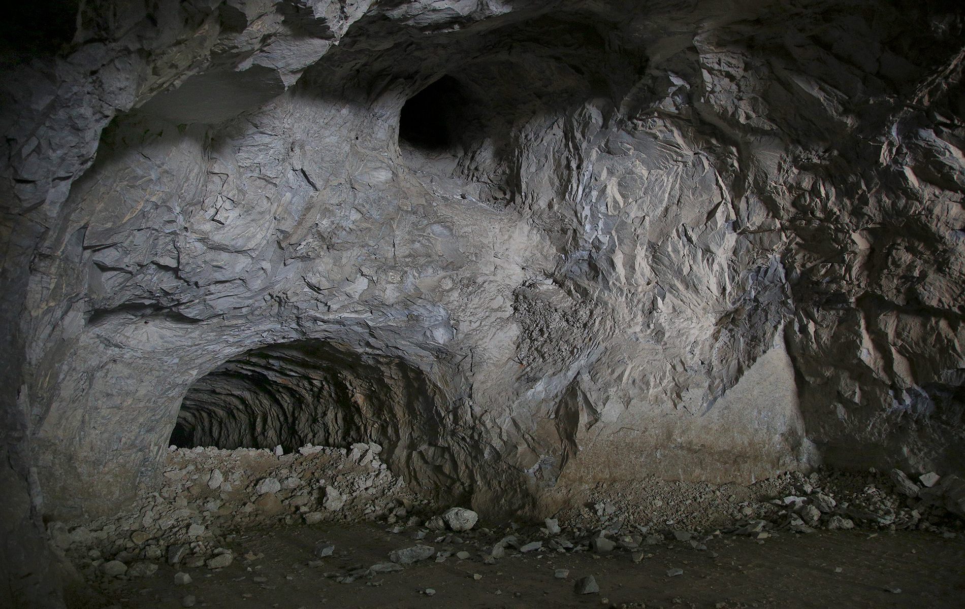 u verlagerung basalt