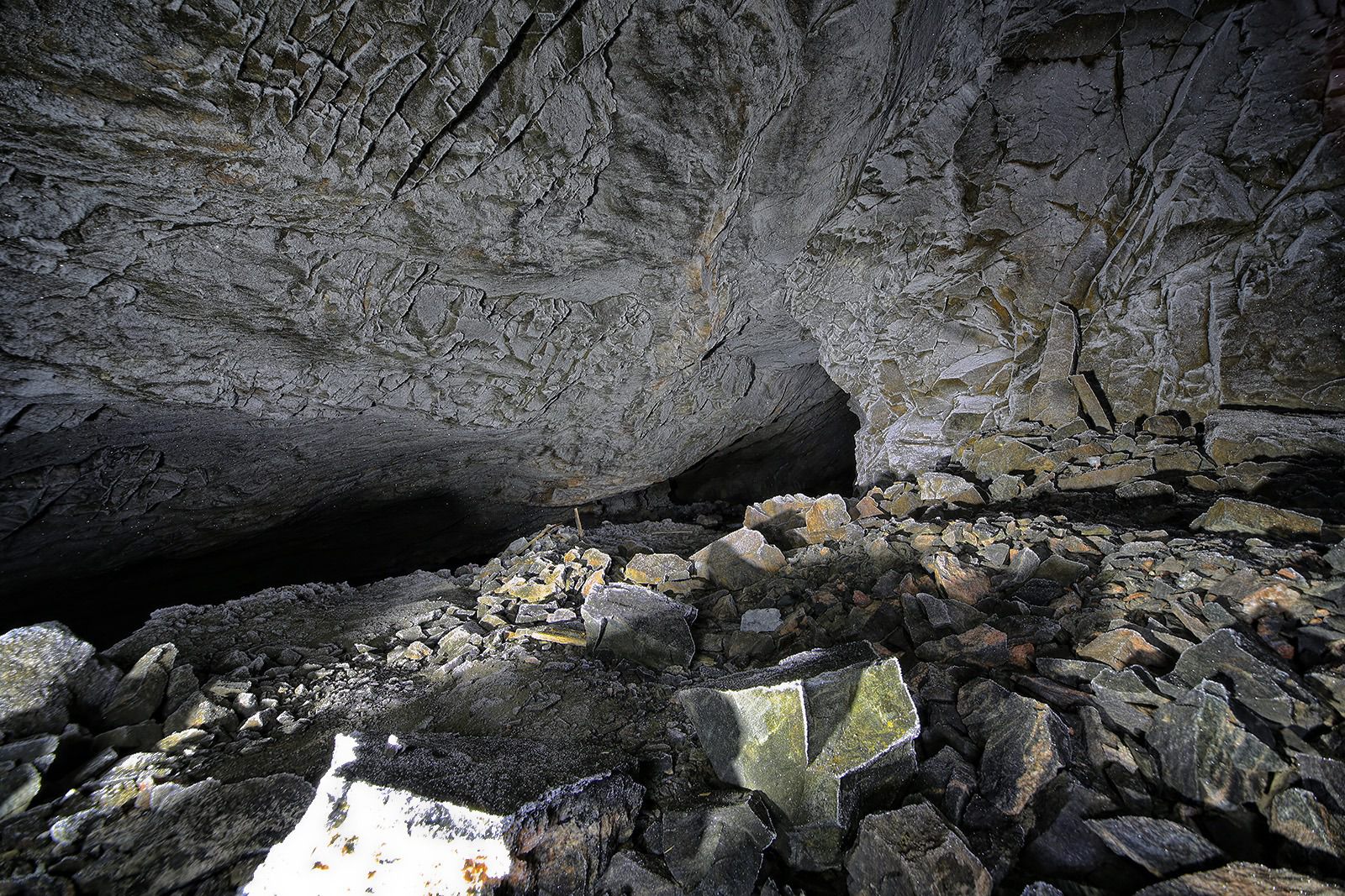 vintjaerns gruva  underjorden