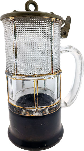 Bergbau Bierkrug - Alter Bergbau Krug aus Glas in Form einer Grubenlampe Grubenlampen Bierkrug - Alter Bergbau Krug aus Glas in Form einer Grubenlampe