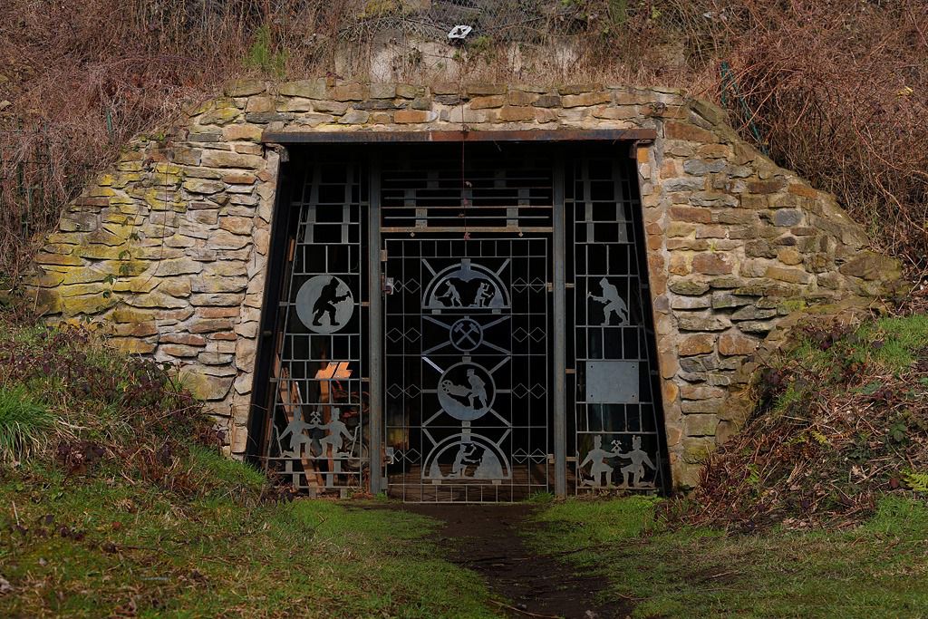 bergbauwanderweg im muttental foto