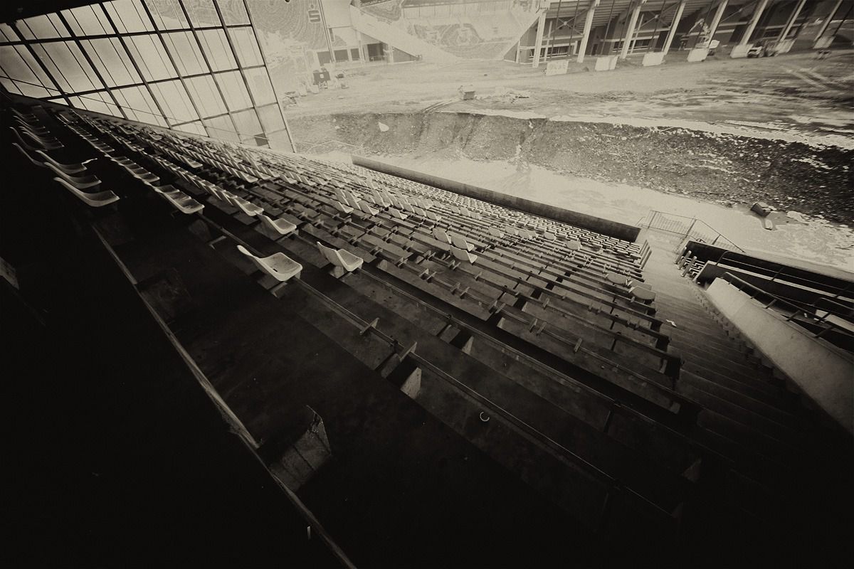 haupttribuene georg melches stadion von rot weiss essen 