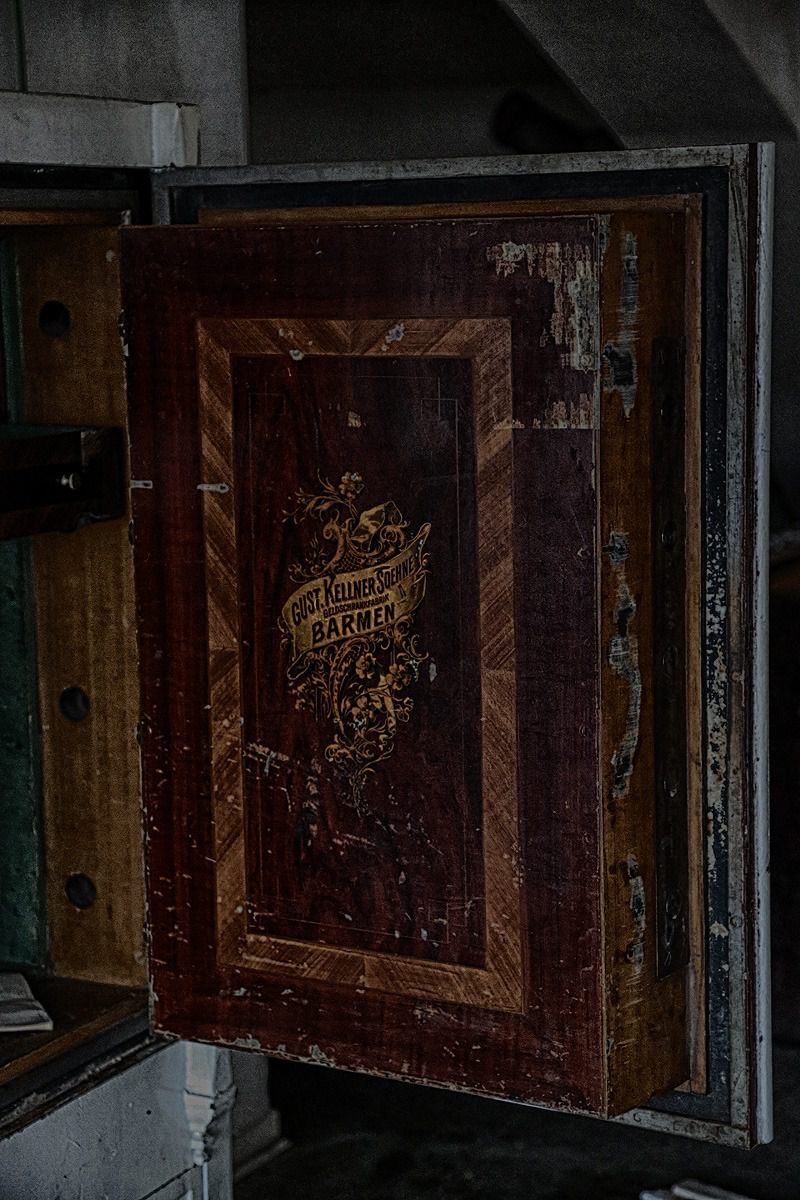 haupttribuene georg melches stadion von rot weiss essen 