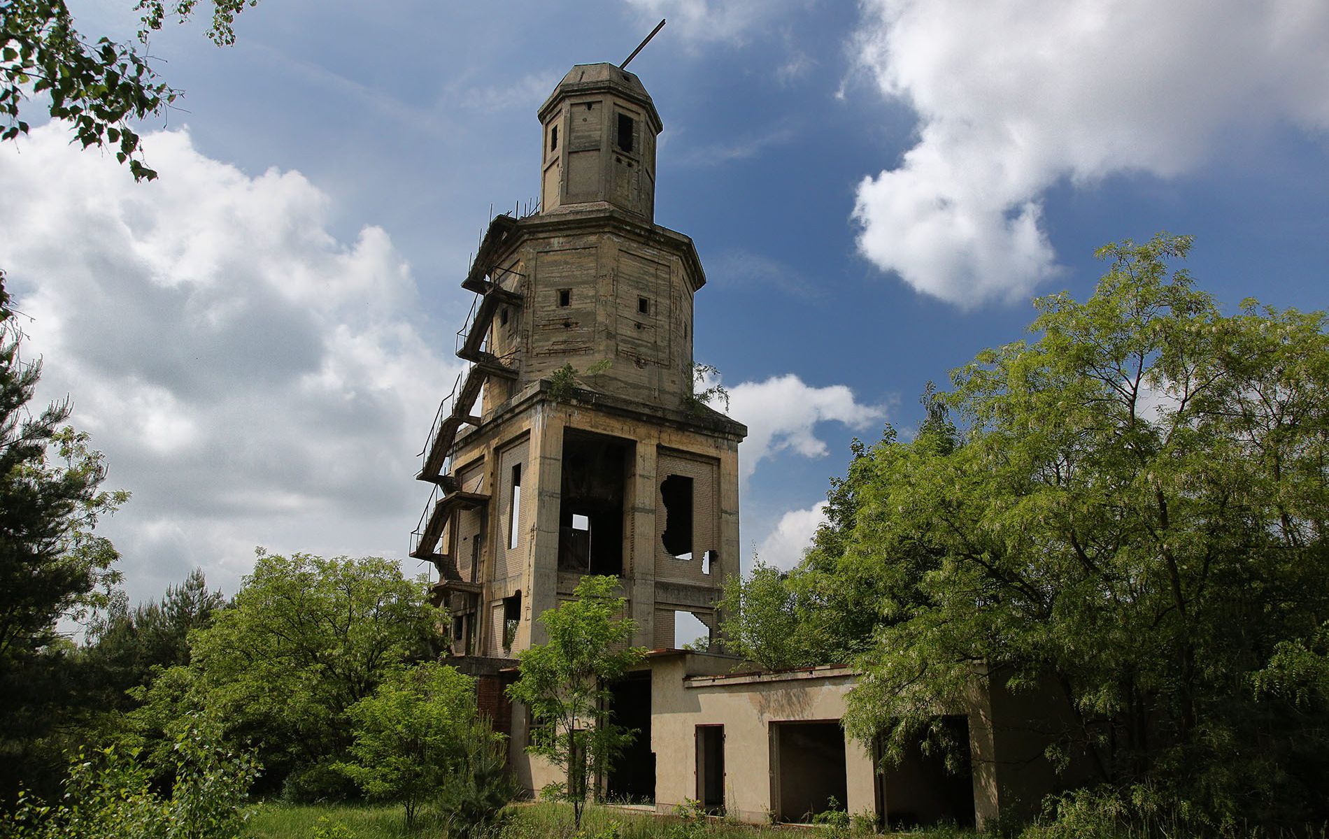 gruba ada berlitzturm 12