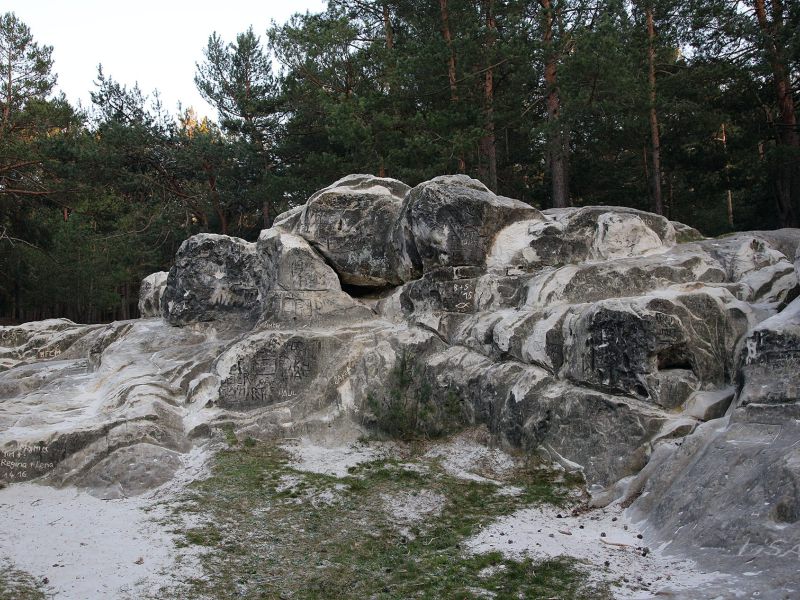 sandsteinhoehlen regenstein