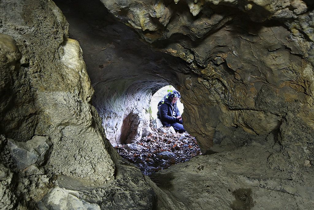 tunnelhoehle