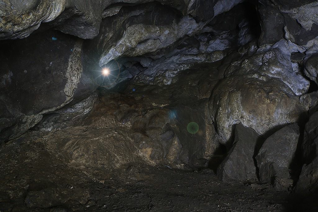 tunnelhoehle