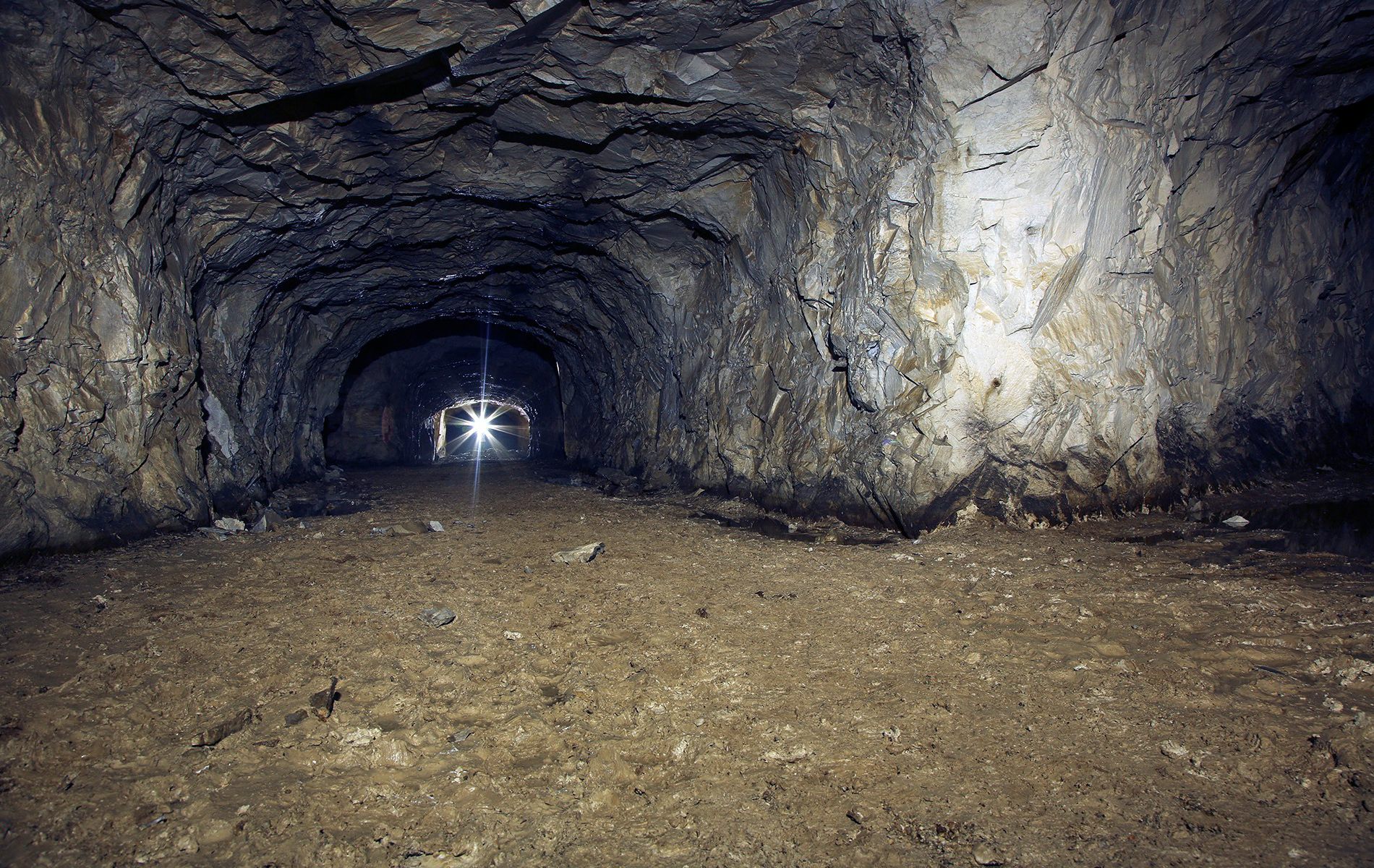 u verlagerung basalt