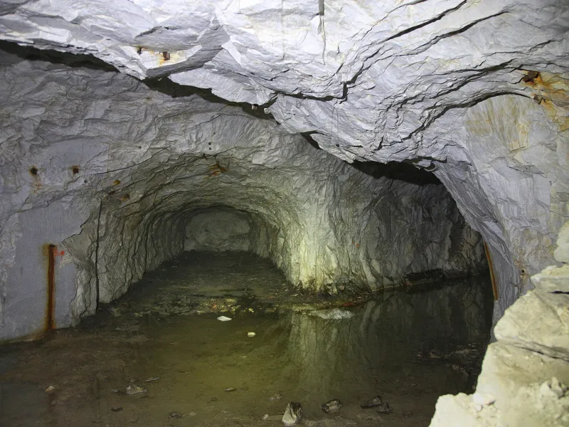 u verlagerung basalt