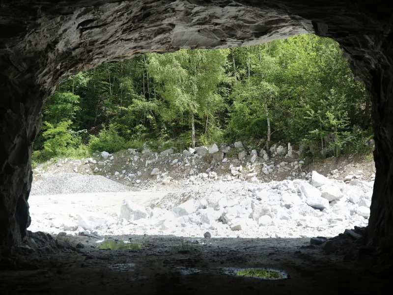 u verlagerung basalt