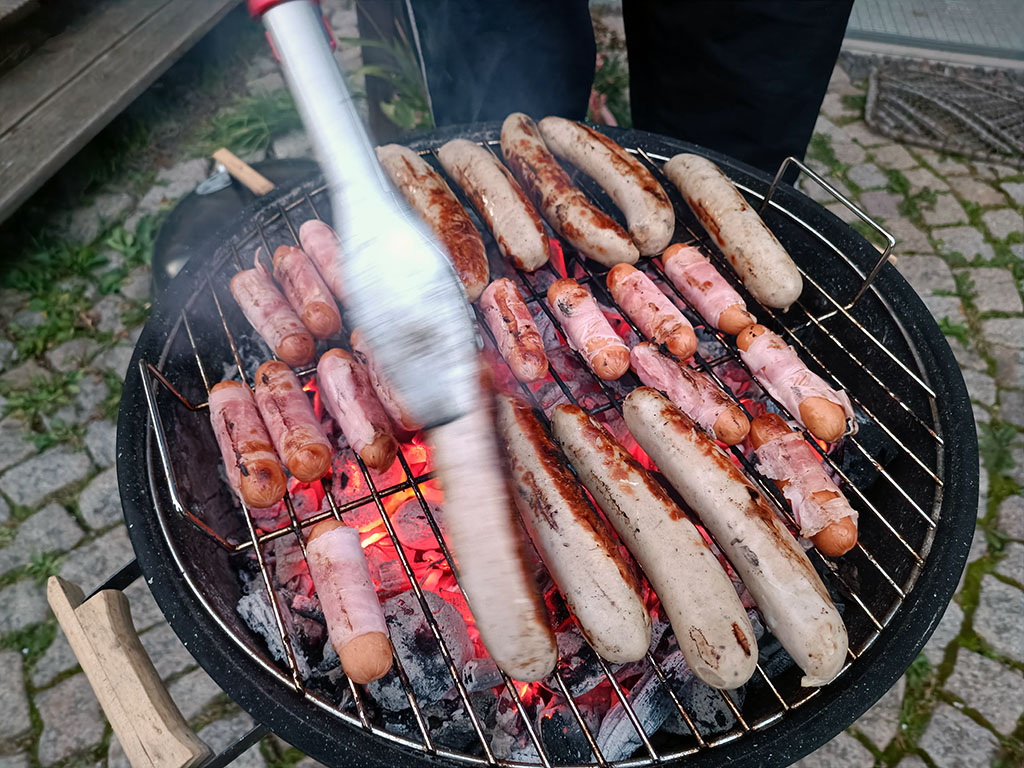 Thüringer Rostbratwürstchen Thüringer Roster auf dem Grill